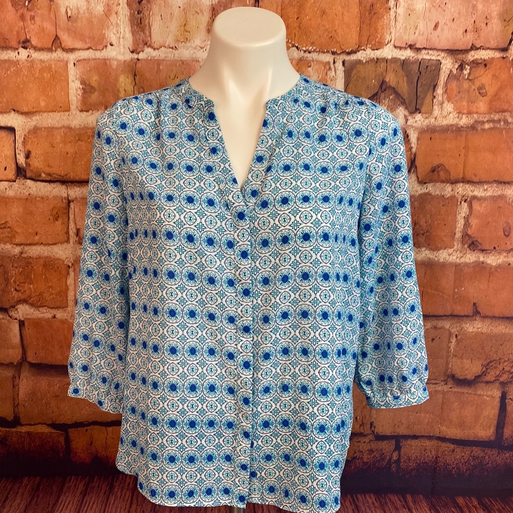 NYDJ top Blouse with buttons front